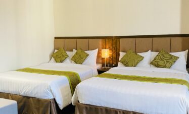 copy of executive room with balcony (2fdb). maxi hotel