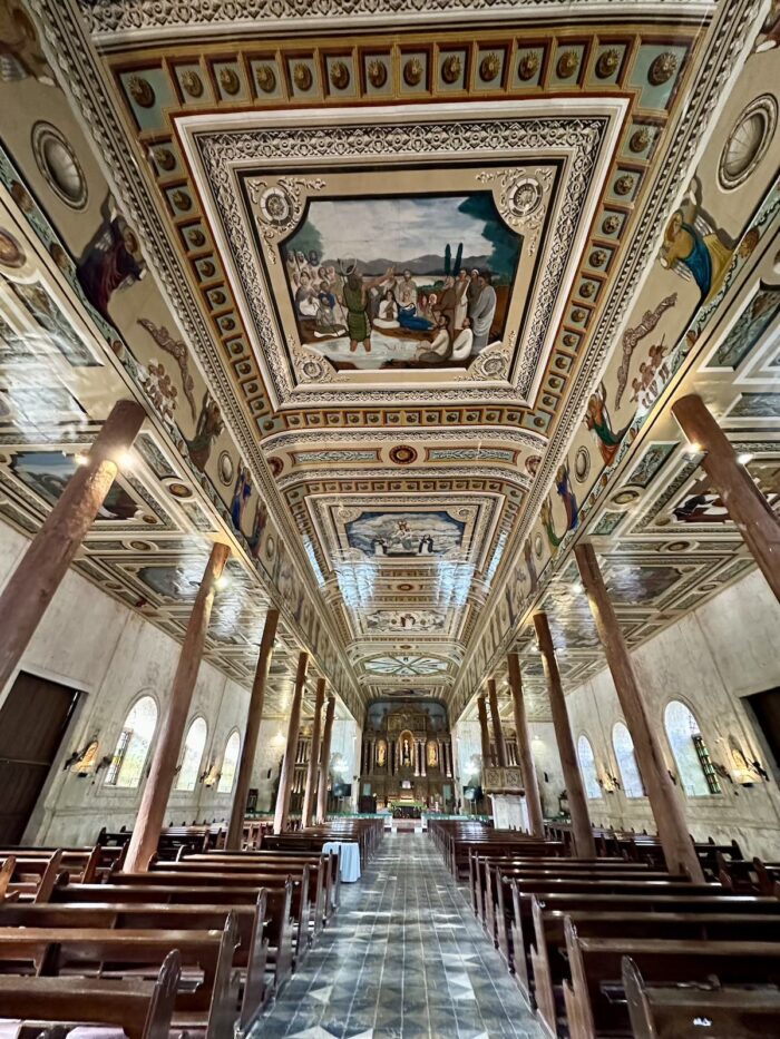 copy of albur church inside